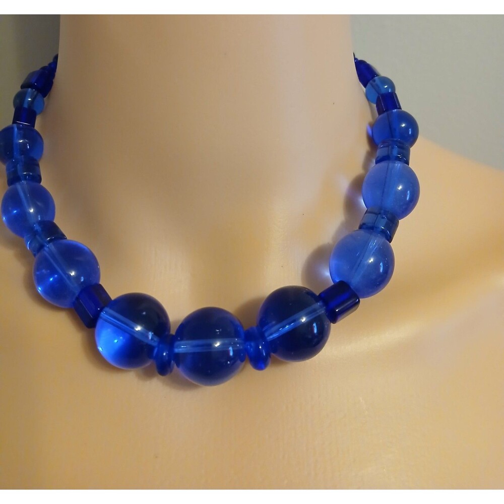 Ladies Necklace